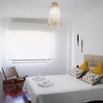 아파트 Caparica Sunny House Ii *