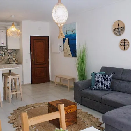 아파트 Caparica Sunny House Ii *